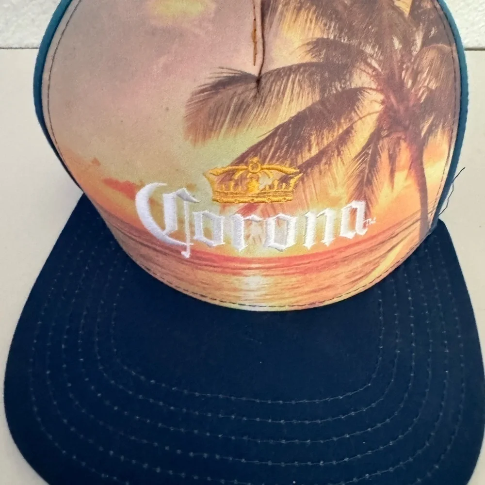 CORONA Find Your Beach Logo w/Print Snapback Hat Blue one size